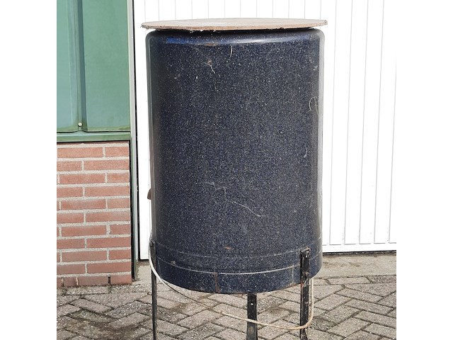 Nostalgische kunstmelkmenger - afbeelding 6 van  7