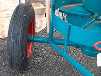 Nostalgische kunstmeststrooier - afbeelding 4 van  12