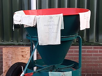 Nostalgische kunstmeststrooier - afbeelding 5 van  12