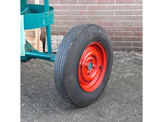 Nostalgische kunstmeststrooier - afbeelding 10 van  12