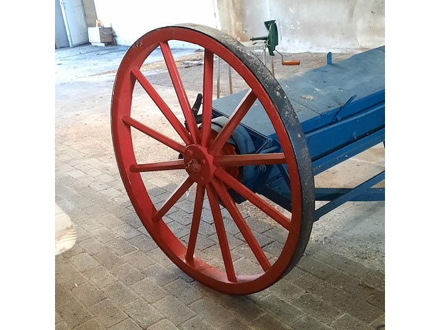 Nostalgische kunstmeststrooier - afbeelding 8 van  11