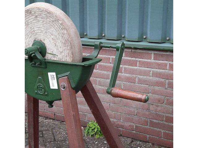 Nostalgische maaimes slijpinrichting - afbeelding 4 van  9