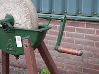 Nostalgische maaimes slijpinrichting - afbeelding 4 van  9