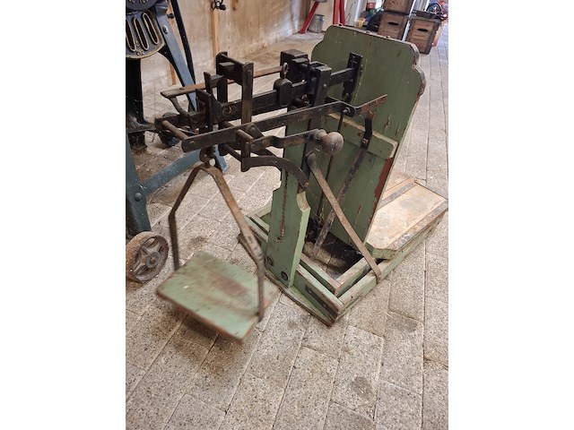 Nostalgische maalmolen met bascule, diamant-silex - afbeelding 6 van  14