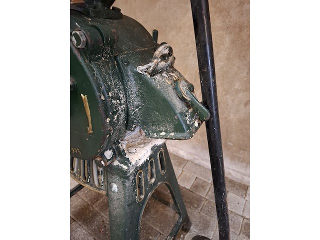 Nostalgische maalmolen met bascule, diamant-silex - afbeelding 9 van  14