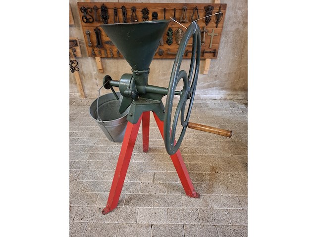 Nostalgische maalmolen - afbeelding 1 van  4