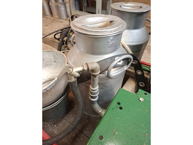 Nostalgische melkmachine - afbeelding 6 van  17