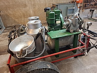 Nostalgische melkmachine - afbeelding 11 van  17