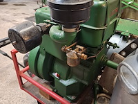 Nostalgische melkmachine - afbeelding 16 van  17