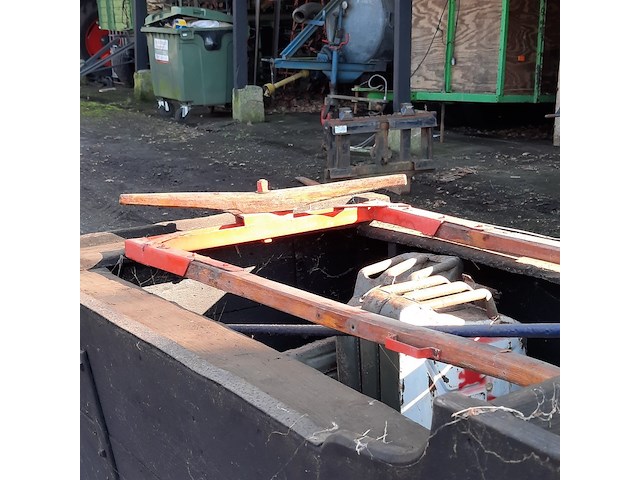 Nostalgische mestwagen - afbeelding 9 van  11