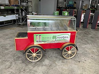 Nostalgische mobiele noten wagen - afbeelding 1 van  2