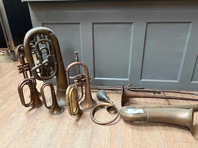 Nostalgische muziekinstrumenten (9x) - afbeelding 1 van  5