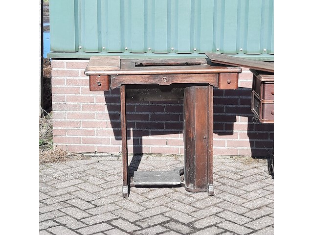 Nostalgische naaimachine singer - afbeelding 7 van  14