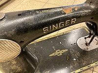 Nostalgische naaimachines (2x) - afbeelding 3 van  6