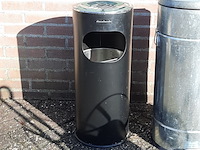 Nostalgische slangenhaspel, pedaalemmer en asbak - afbeelding 4 van  4