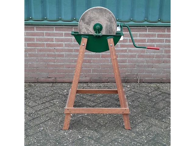 Nostalgische slijpsteen - afbeelding 1 van  6