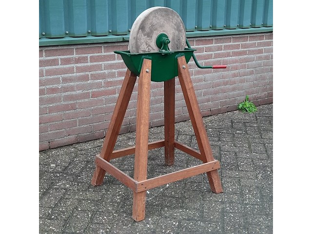 Nostalgische slijpsteen - afbeelding 2 van  6