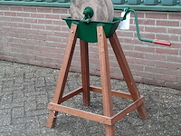 Nostalgische slijpsteen - afbeelding 3 van  6