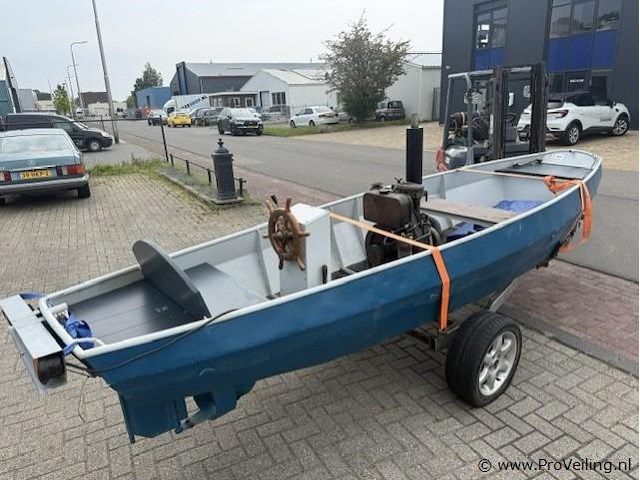 Nostalgische stalen motorschouw - afbeelding 4 van  11
