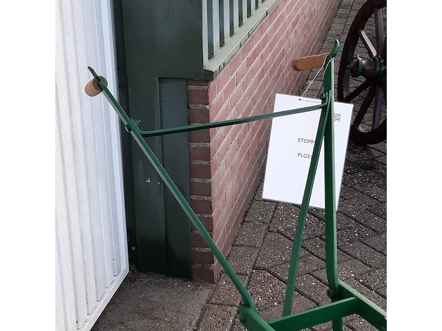 Nostalgische stoppelploeg - afbeelding 2 van  11