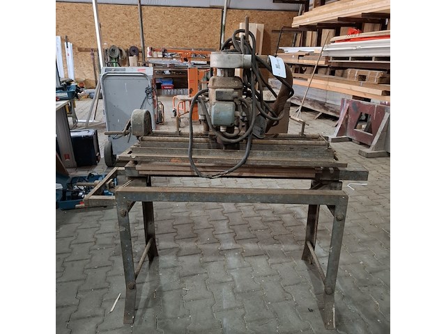 Nostalgische trapboomfrees - afbeelding 1 van  9