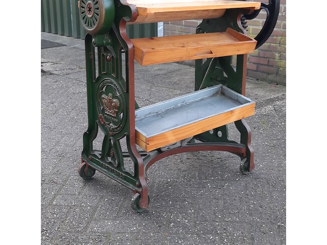 Nostalgische wringer smith & paget - afbeelding 5 van  11