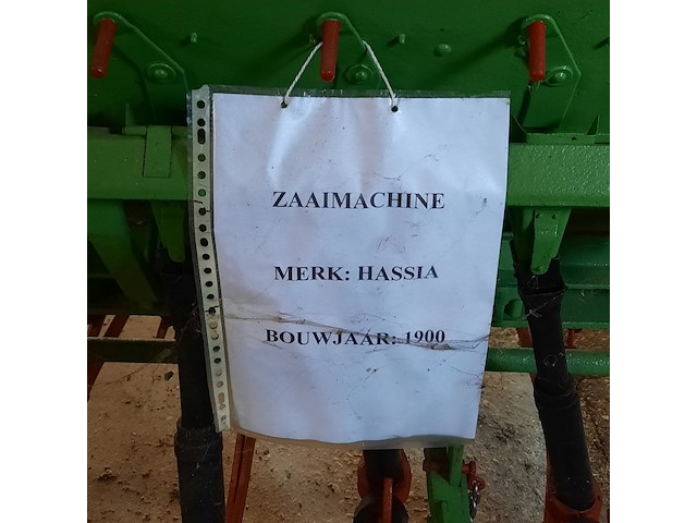 Nostalgische zaaimachine hassia, bouwjaar 1900 - afbeelding 3 van  13