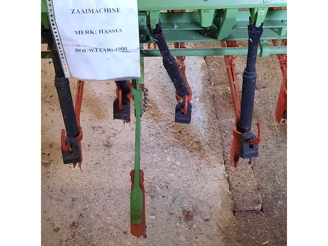 Nostalgische zaaimachine hassia, bouwjaar 1900 - afbeelding 13 van  13