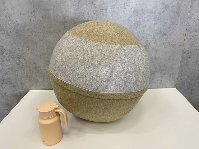 Noti rollo - ergonomische zitbal - afbeelding 1 van  6