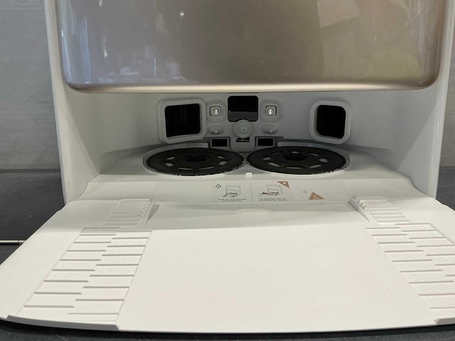 Nova robotic vacuüm cleaner - afbeelding 4 van  10