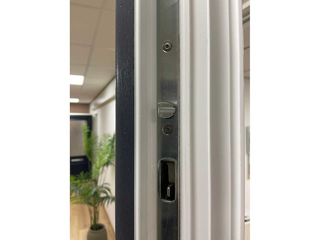 Novafront dubbele kunststof openslaande tuindeuren in kozijn - afbeelding 7 van  27