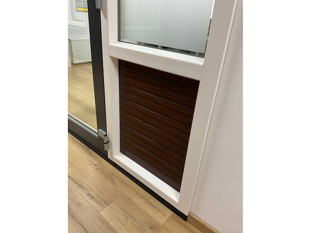 Novafront dubbele kunststof openslaande tuindeuren in kozijn - afbeelding 25 van  27