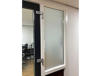 Novafront dubbele kunststof openslaande tuindeuren in kozijn - afbeelding 26 van  27