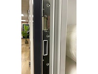 Novafront kunststof buitendeur in kozijn - afbeelding 9 van  21