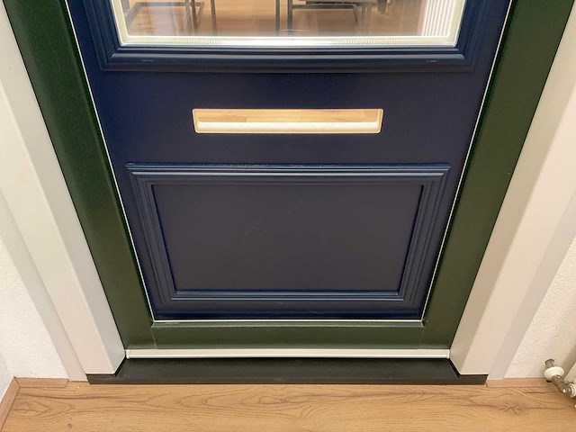 Novafront kunststof buitendeur in kozijn - afbeelding 9 van  15