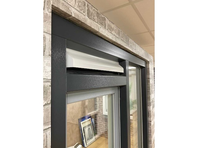 Novafront kunststof raamkozijn met draai/kiep - afbeelding 15 van  21