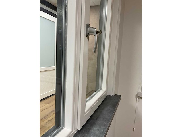 Novafront kunststof raamkozijn met draai/kiep - afbeelding 21 van  21