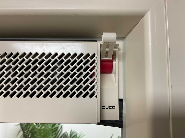 Novafront kunststof raamkozijn met draai/kiep - afbeelding 3 van  18