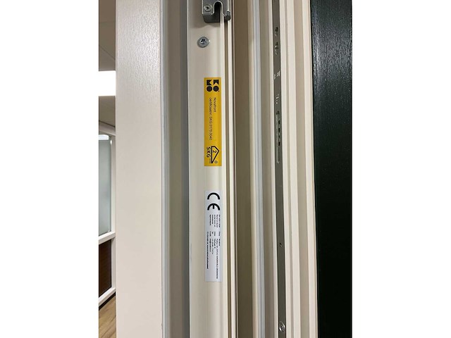 Novafront kunststof raamkozijn met draai/kiep - afbeelding 7 van  18