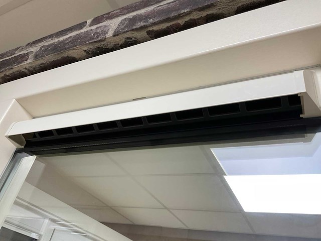 Novafront kunststof raamkozijn met draai/kiep - afbeelding 12 van  18