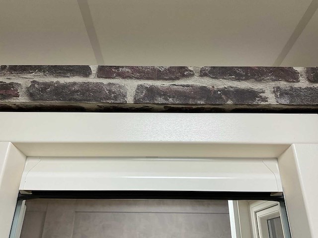 Novafront kunststof raamkozijn met draai/kiep - afbeelding 17 van  18