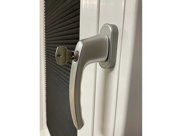 Novafront kunststof raamkozijn met dubbelopenslaande ramen - afbeelding 5 van  23