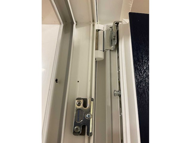 Novafront kunststof raamkozijn met dubbelopenslaande ramen - afbeelding 10 van  23