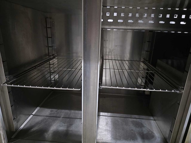 Novameta - rvs patisserie koelwerkbank met ingebouwde saladiere - afbeelding 2 van  5