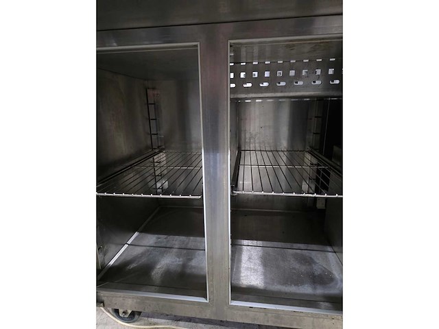 Novameta - rvs patisserie koelwerkbank met ingebouwde saladiere - afbeelding 5 van  8