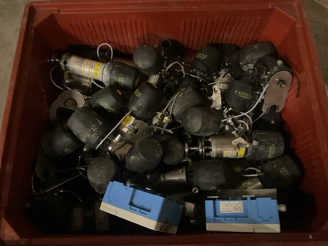 Novap/keystone 9802 partij diverse pneumatische proceskleppen - afbeelding 2 van  4