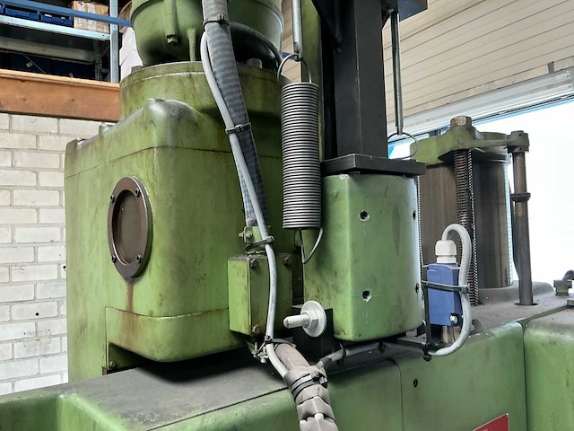 Novara italia kolomboormachine - afbeelding 11 van  16