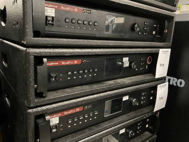 Novastar novapro hd led processor (4x) - afbeelding 4 van  5
