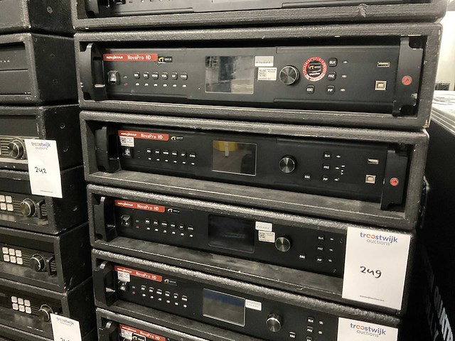 Novastar novapro hd led processor (4x) - afbeelding 5 van  5