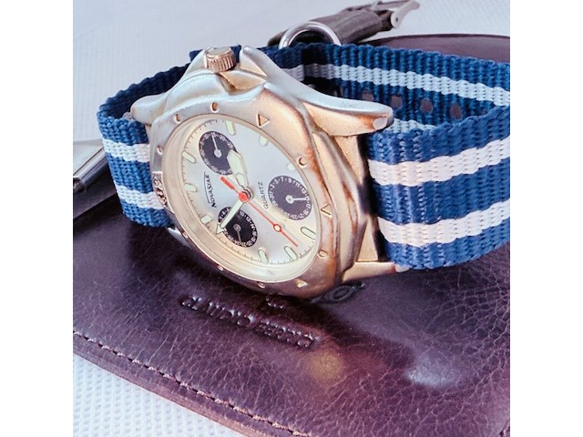 Novastar vintage militaire horloge met nieuwe nato band - afbeelding 2 van  5